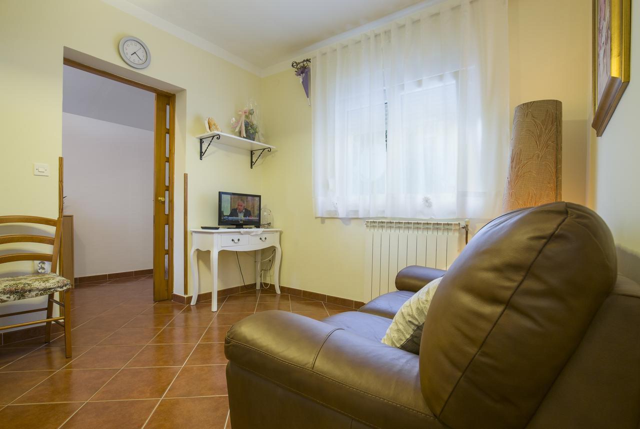 Apartments Janko Ρόβινι Εξωτερικό φωτογραφία
