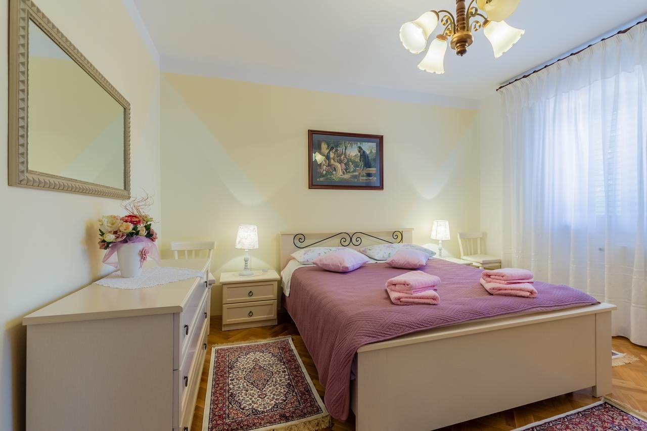 Apartments Janko Ρόβινι Εξωτερικό φωτογραφία