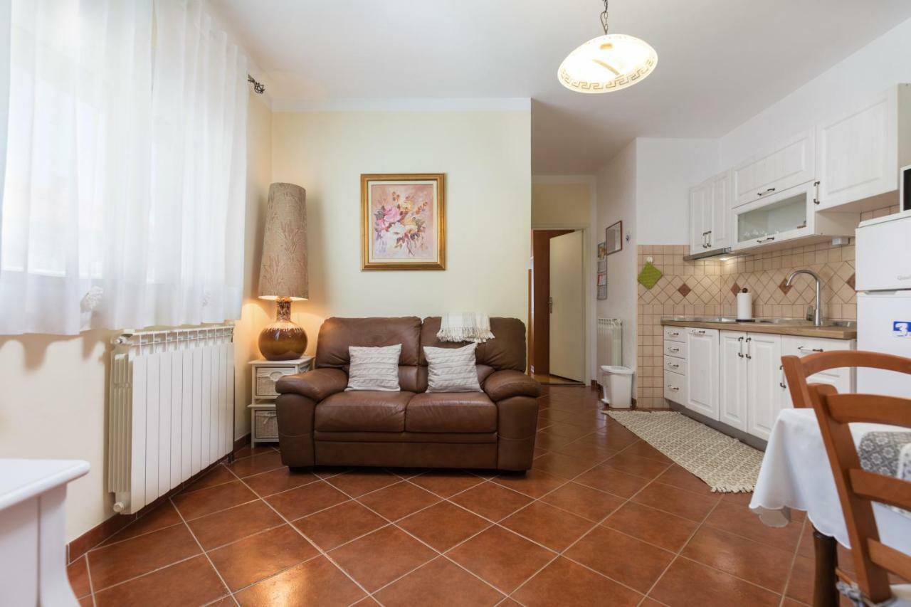 Apartments Janko Ρόβινι Εξωτερικό φωτογραφία